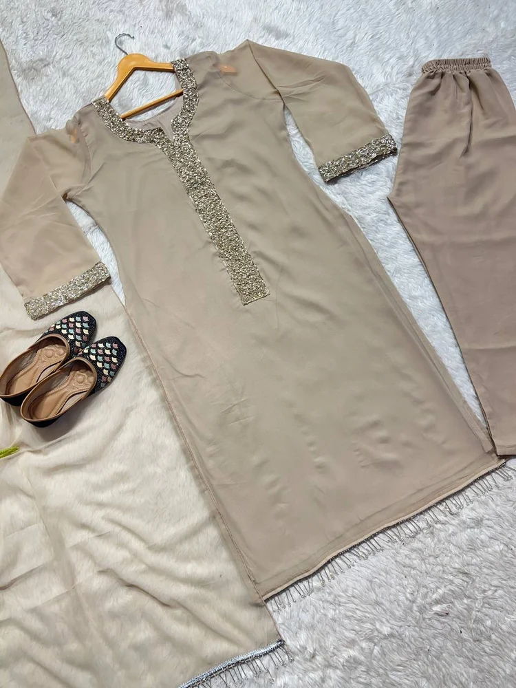 Kurti Pent With Dupatta - Image 4