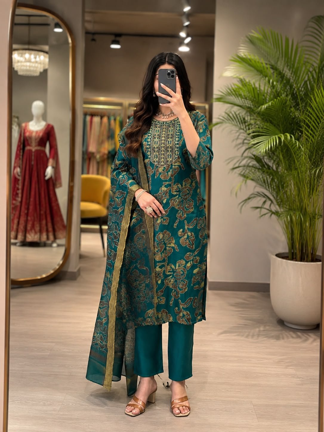 Designer Dress - Image 4
