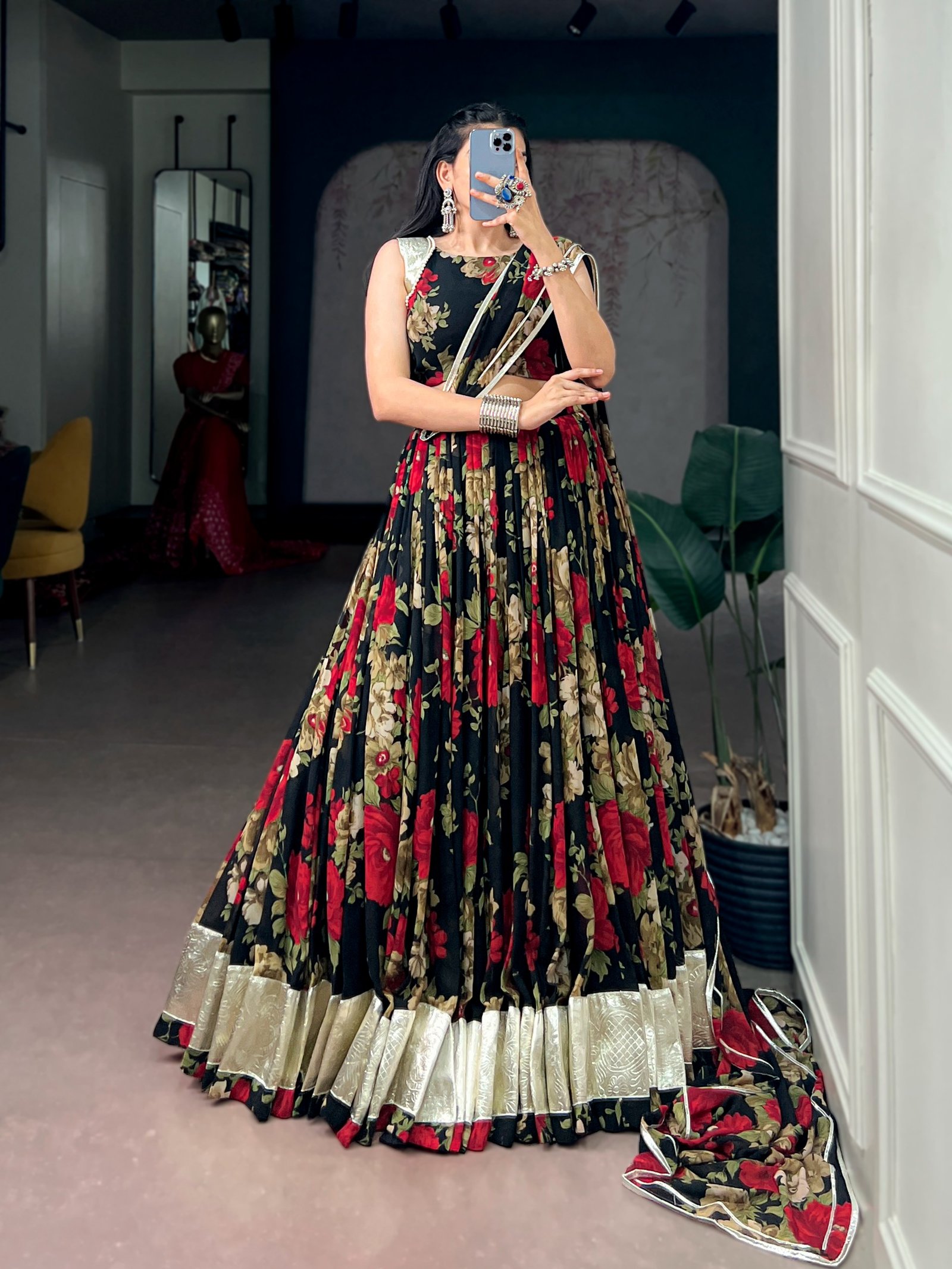 Lahenga Choli - Image 5